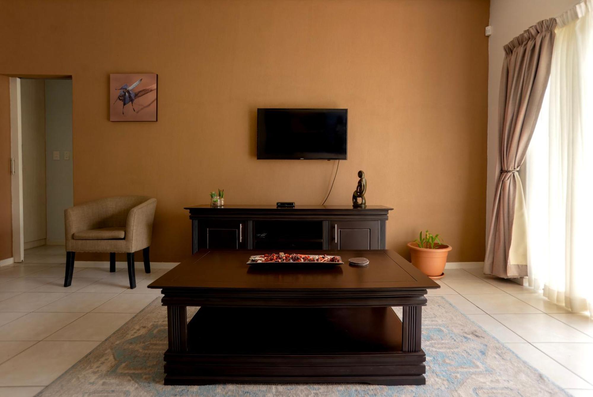 Apartments @ 125 Gaborone Zewnętrze zdjęcie